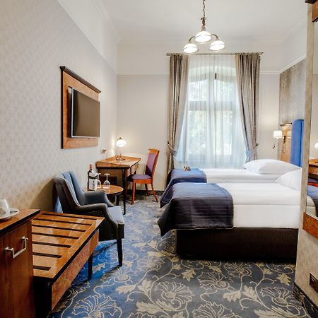 Hotel Diament Plaza גליביצ'ה מראה חיצוני תמונה