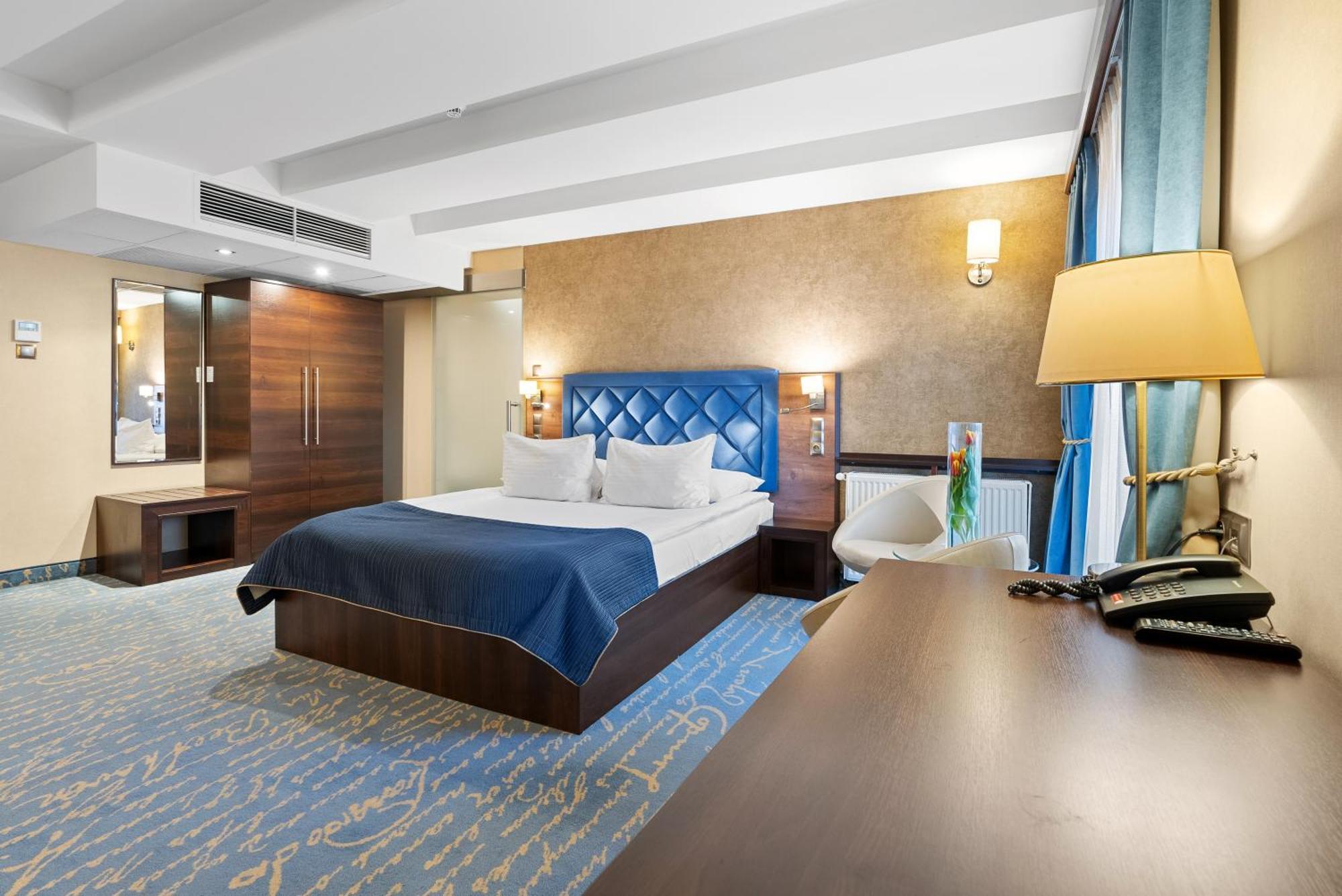 Hotel Diament Plaza גליביצ'ה מראה חיצוני תמונה