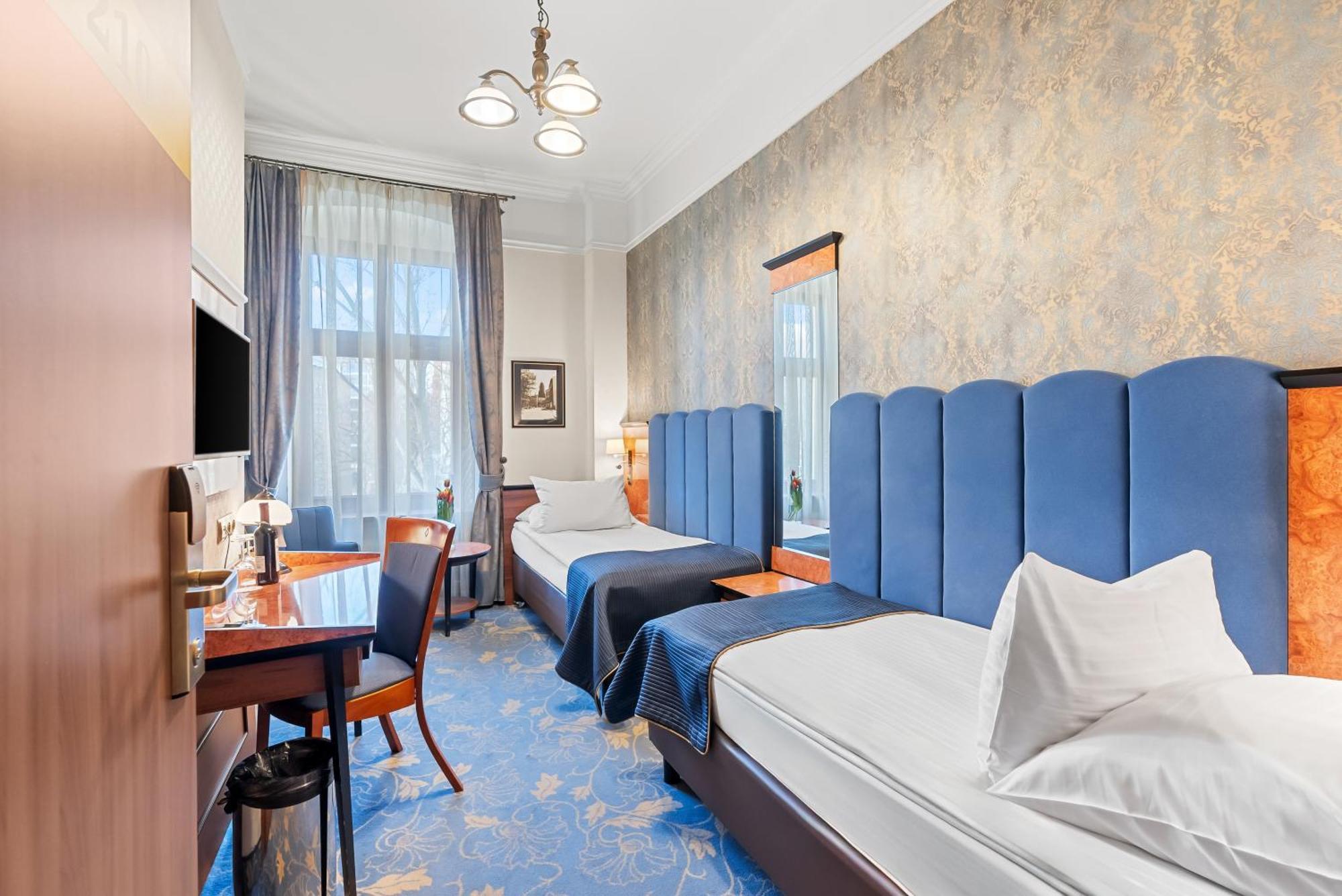 Hotel Diament Plaza גליביצ'ה מראה חיצוני תמונה