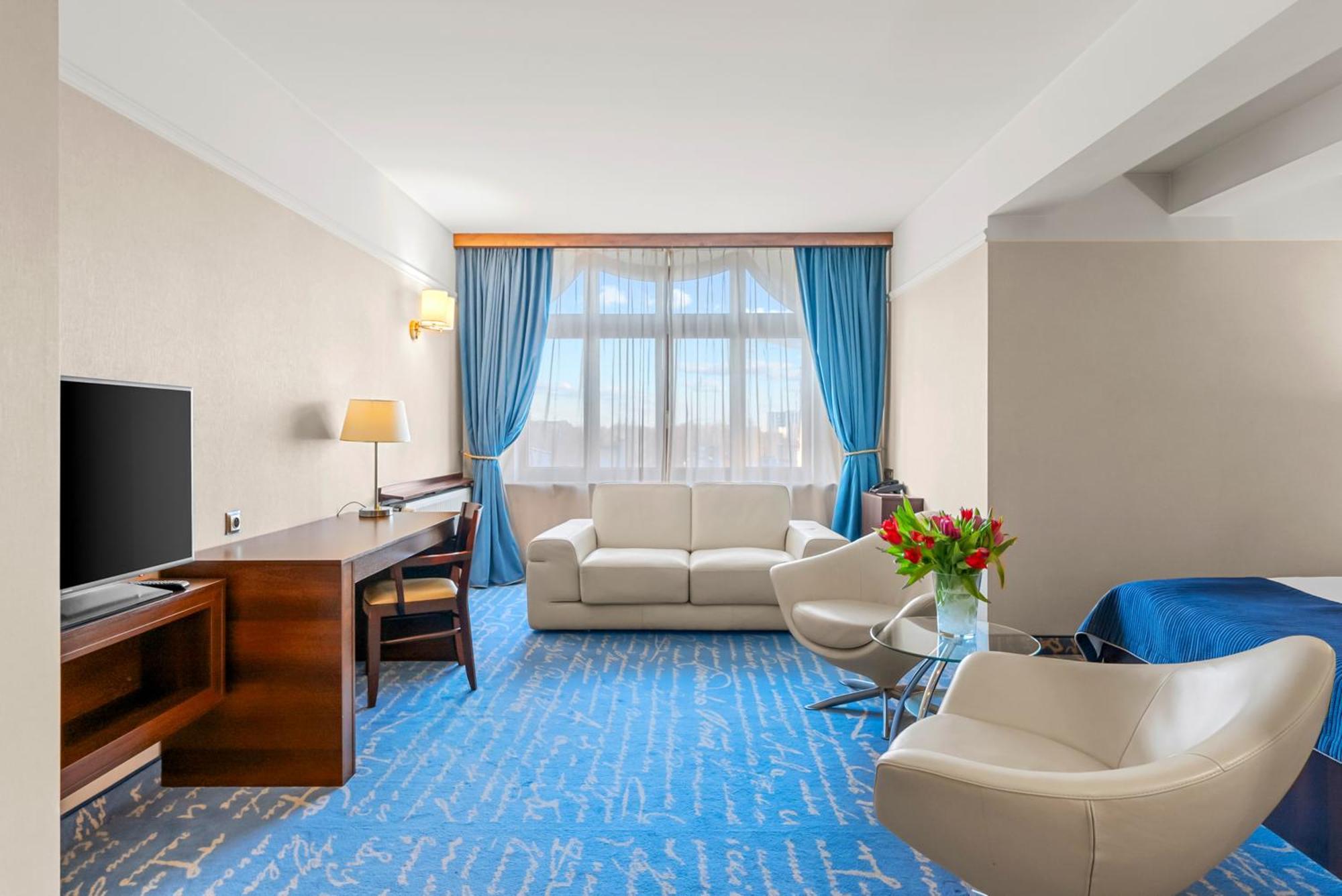 Hotel Diament Plaza גליביצ'ה מראה חיצוני תמונה