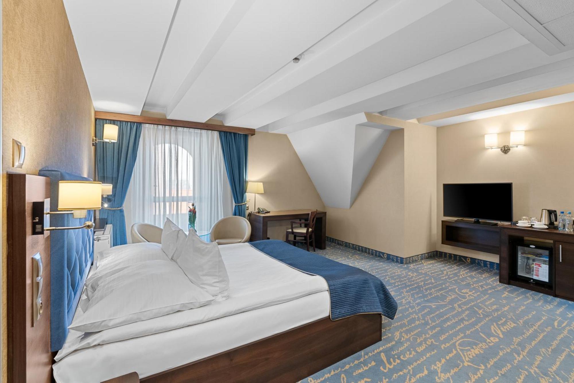 Hotel Diament Plaza גליביצ'ה מראה חיצוני תמונה