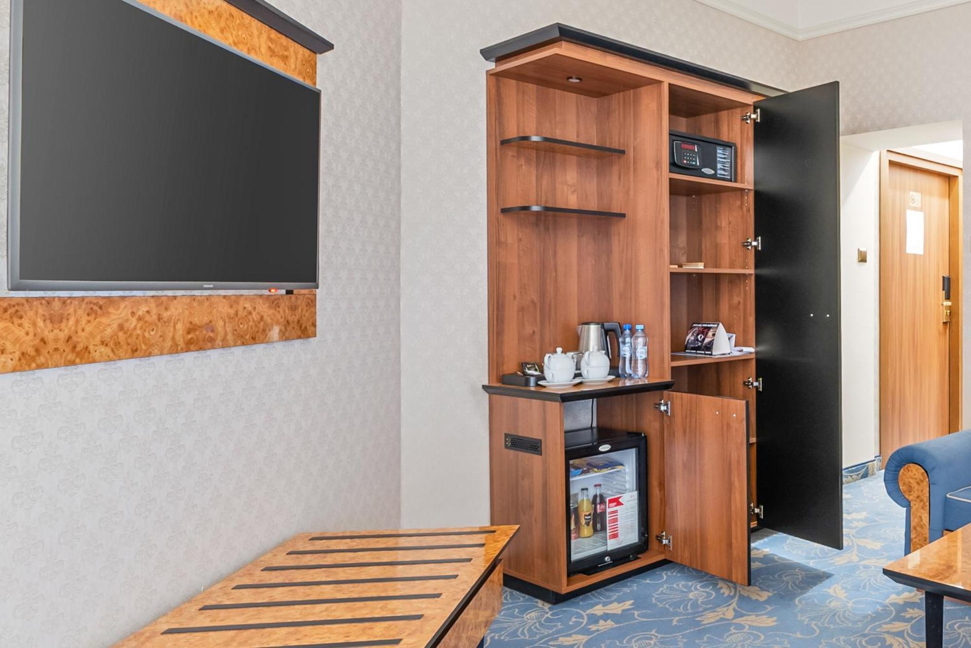 Hotel Diament Plaza גליביצ'ה מראה חיצוני תמונה