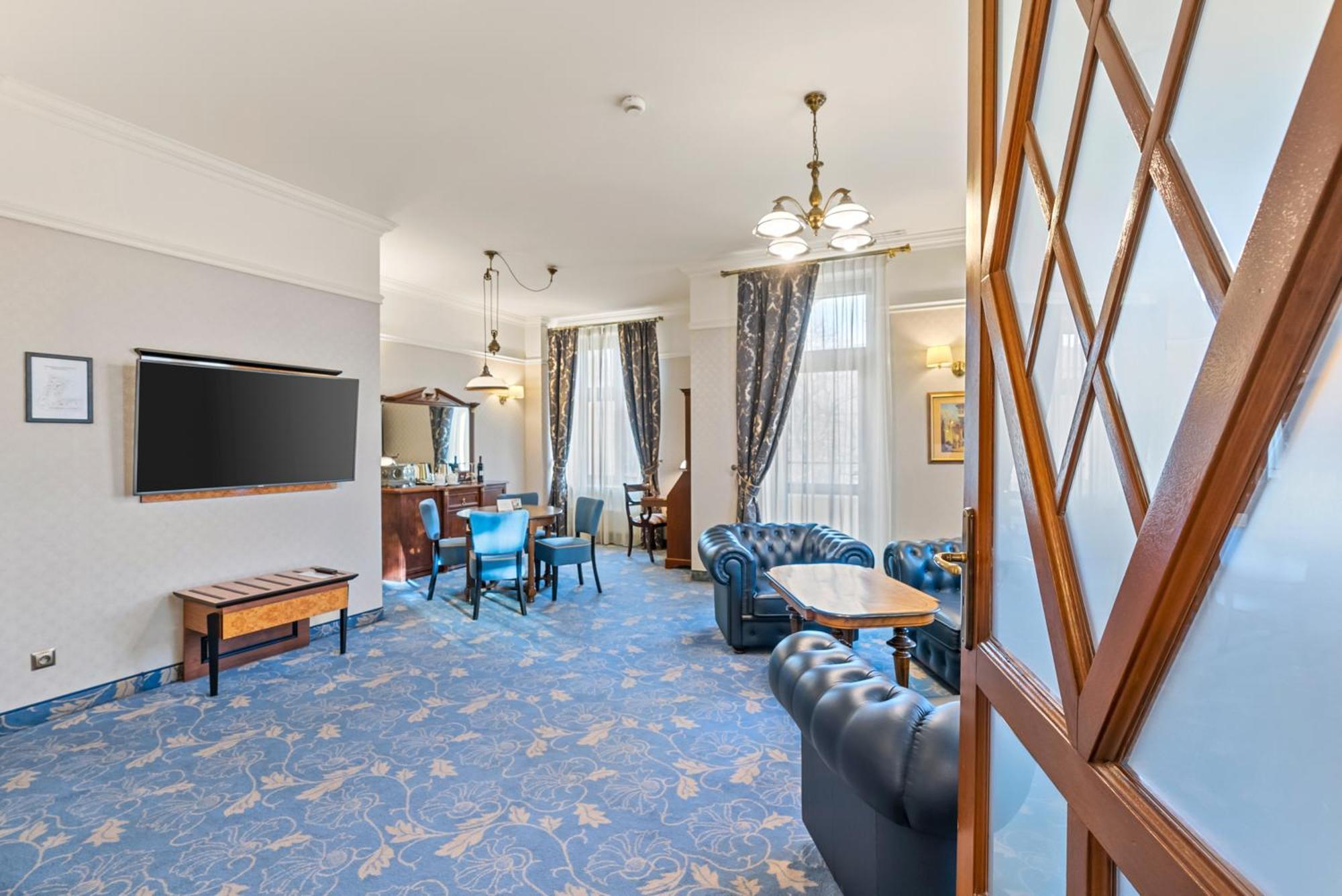 Hotel Diament Plaza גליביצ'ה מראה חיצוני תמונה